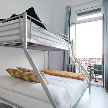 Penthouse Deluxe Granvia, By Monaro