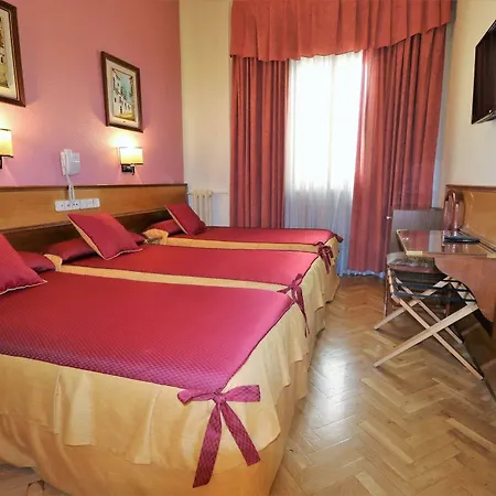 Penzion Hispano - Argentino Gran Via 3*