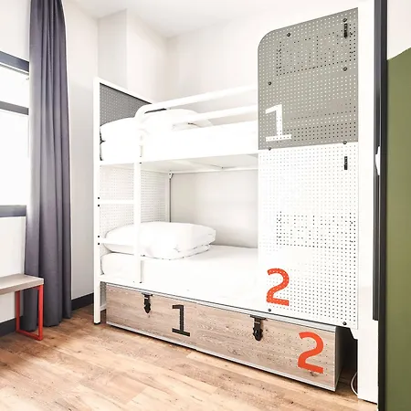 Hostel Generator Madryt