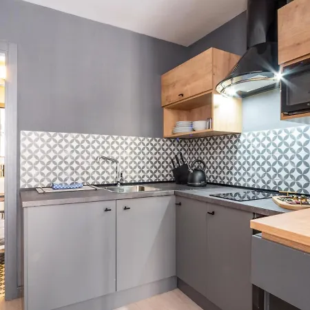 Limehome Calle De La Madera - Digital Access Apartmanhotel
