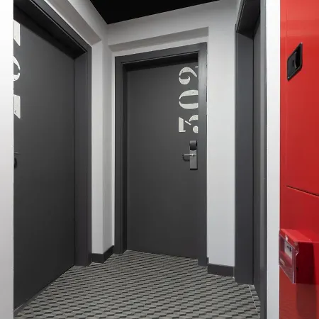 Limehome Calle De La Madera - Digital Access Aparthotel 3*