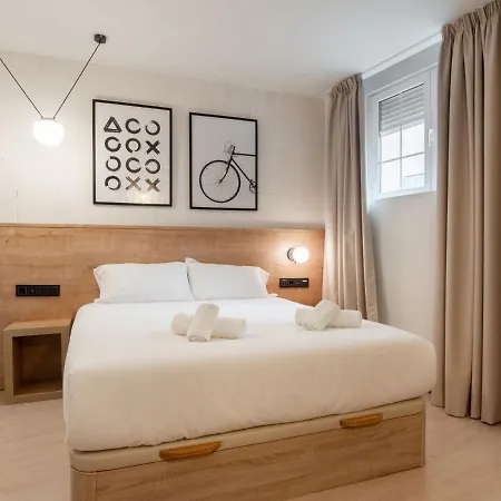 Limehome Calle De La Madera - Digital Access 3*