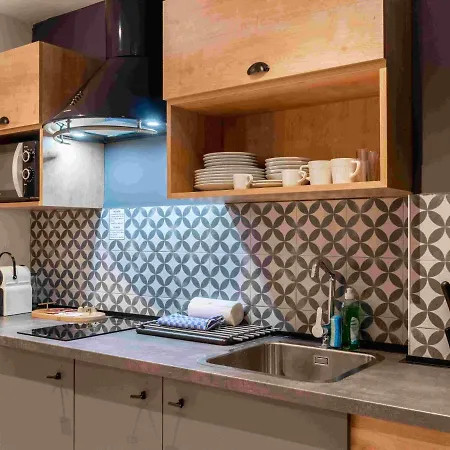 Limehome Calle De La Madera - Digital Access 3* Madrid