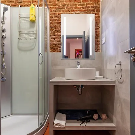 Homeabout Imperial Madrid