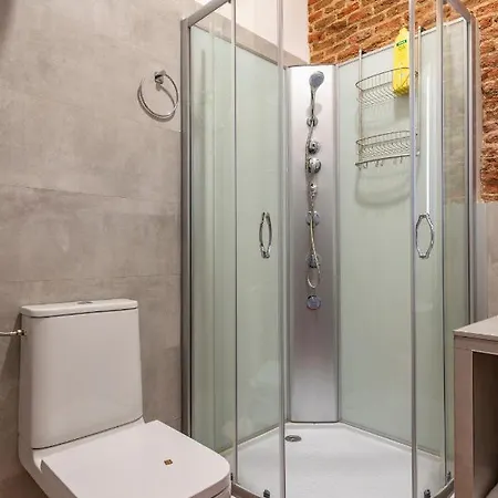 Homeabout Imperial Apartment *