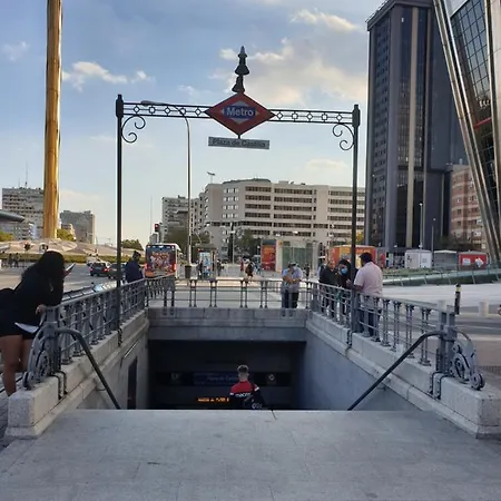 公寓 Bonito Apto Cinco Torres Plaza Castilla 马德里