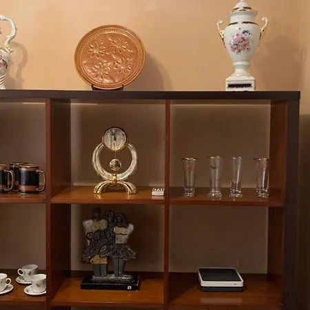 Con Despacho Suites Torr Av América-prosperidad Appartamento Madrid