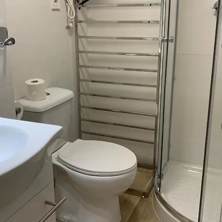 Con Despacho Suites Torr Av América-prosperidad Appartamento