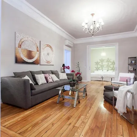 Apartment Charming Gran Via Luna Madrid