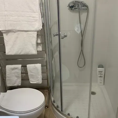 Con Despacho Suites Torr Av América-prosperidad *