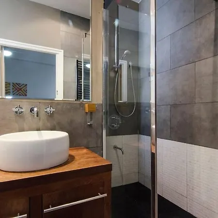 Malasana Beautiful Design 2bed 2bath *