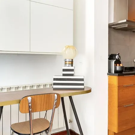 Malasana Beautiful Design 2bed 2bath Apartment Madrid