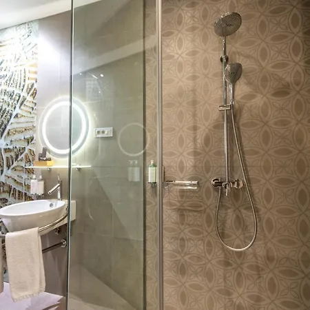 Del Dragon Boutique Hotel Madrid