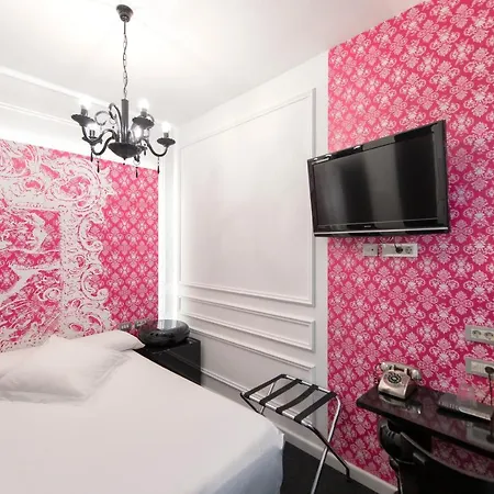 Del Dragon Boutique 4*