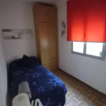 Azul Vallecas Apartment * Madrid