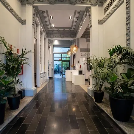 Petit Palace Santa Bárbara 4*
