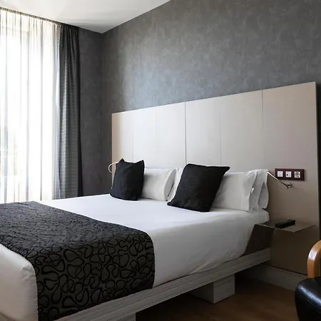 Petit Palace Santa Bárbara 4* Madri