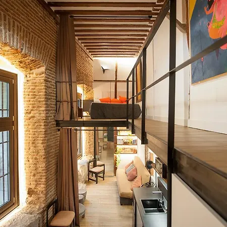 Bnbholder Design Loft Duplex La Latina Lejlighed