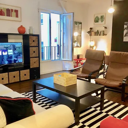 Smart Plaza De Las Cortes Apartment