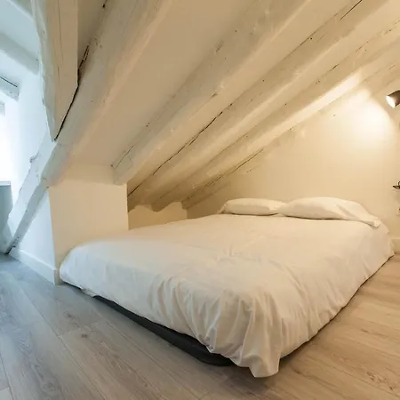 Preciados Izquierda Apartment Madrid