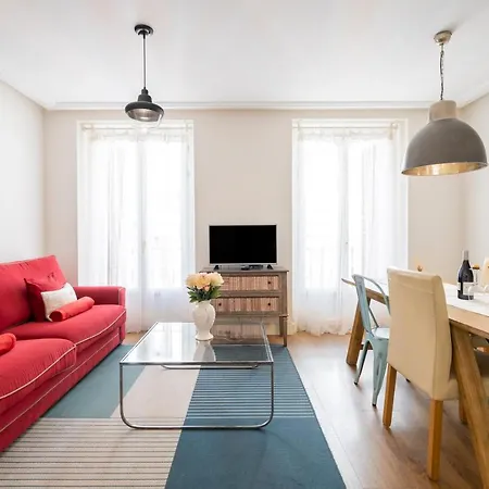 Apartment For Brand New At Center Wifi Ato55 *