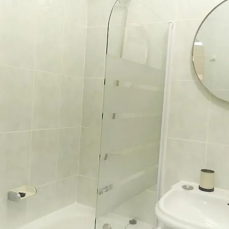 Exterior En Parque Del Retiro- Ibiza Dc Apartamento