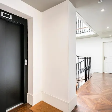 Apartment For Brand New At Center Wifi Ato55