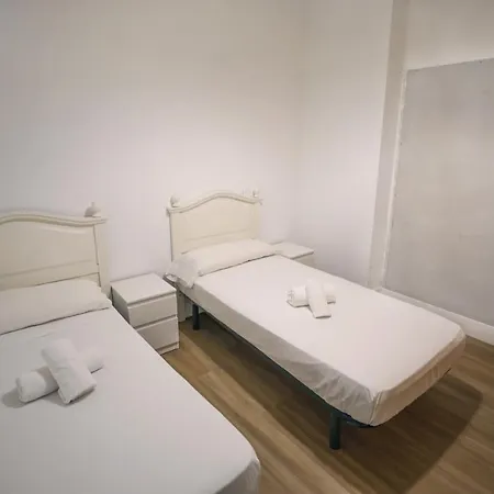Apartamento Ballesta Apartment *