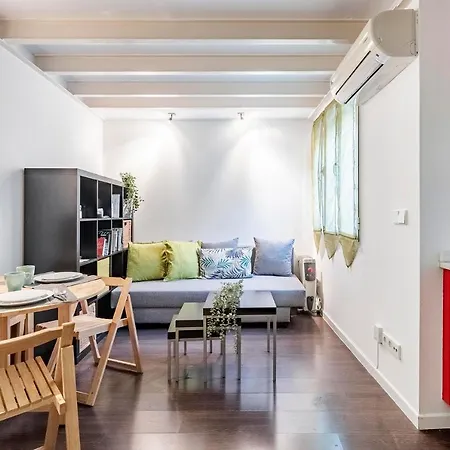 Fabuloso Estudio En Pleno Centro De Madrid. Apartamento *