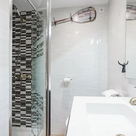 Apartment Homeabout Atocha Madrid