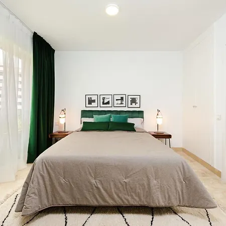 Apartment Huertas - Modern In Conde Orgaz *