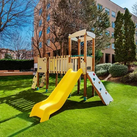Castanos Design In Conde Orgaz * Madrid