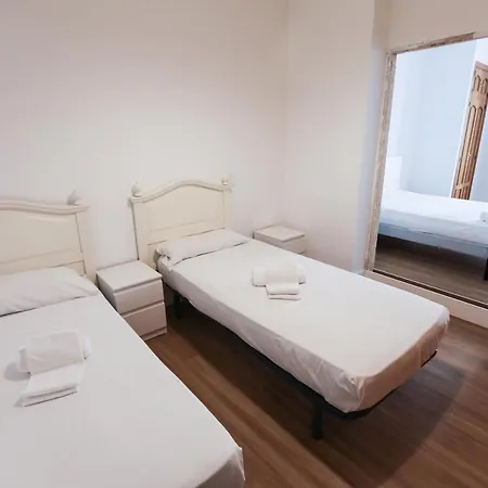 Apartamento Ballesta Apartment *