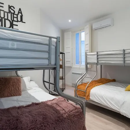 Apartment Plaza Mayor Groups By Monaro*****