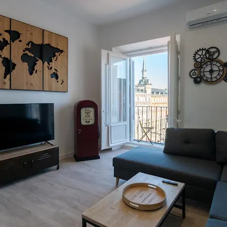 Plaza Mayor Groups By Monaro***** Madrid
