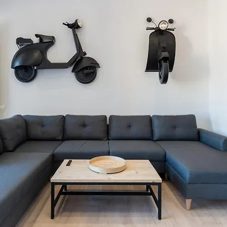 Plaza Mayor Groups By Monaro***** Apartment *