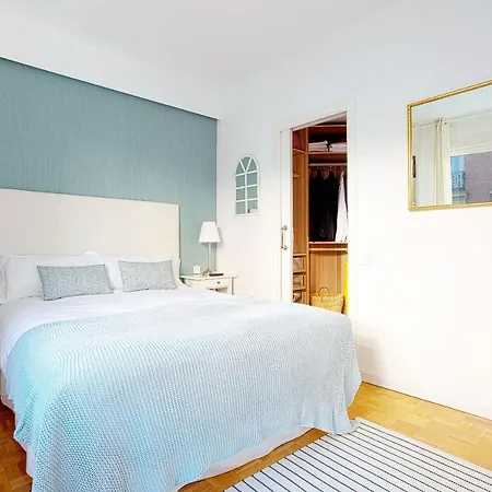 Genteel Retiro Apartment