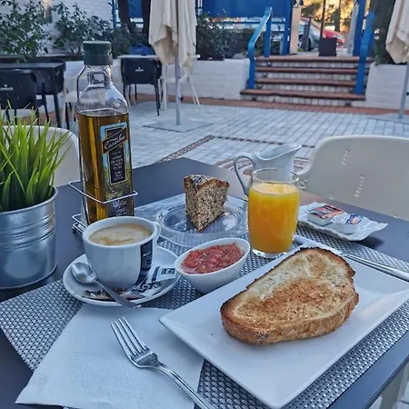 La De El Chaflan Guest house 3*