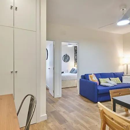 New Retiro Recién Reformado 10 Min En Metro A Sol, Hasta Seis Personas Apartamento