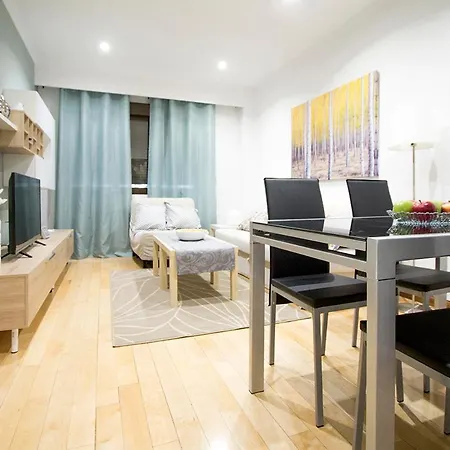 Adelfas Apartment