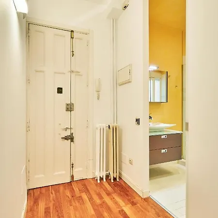 Goya Elegance, By Presidence Apartment