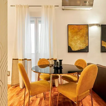 Goya Elegance, By Presidence Apartment