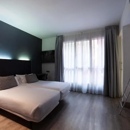 Hotell Petit Palace Plaza Espana Madrid