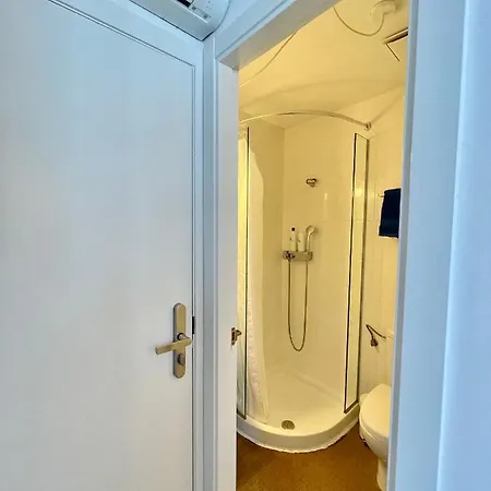 Casa de hóspedes Madridcito 2*
