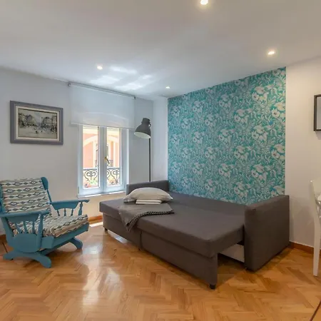 Apartment Homelike Sol - Gran Via I Madrid