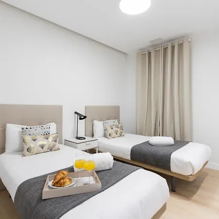 Dobohomes - Ibiza 马德里
