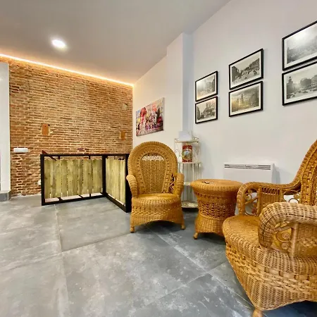 Charming Chamberi Apartment
