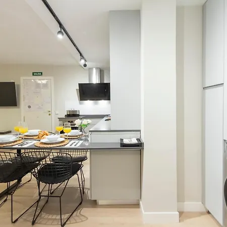 Dobohomes - Clara Del Rey * Madrid