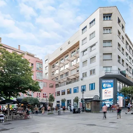 Bob W Chueca Aparthotel 3*