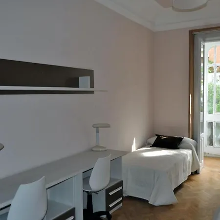 Cozy Rooms In Argueelles, Madrid - Sk Aparthotel Madrid